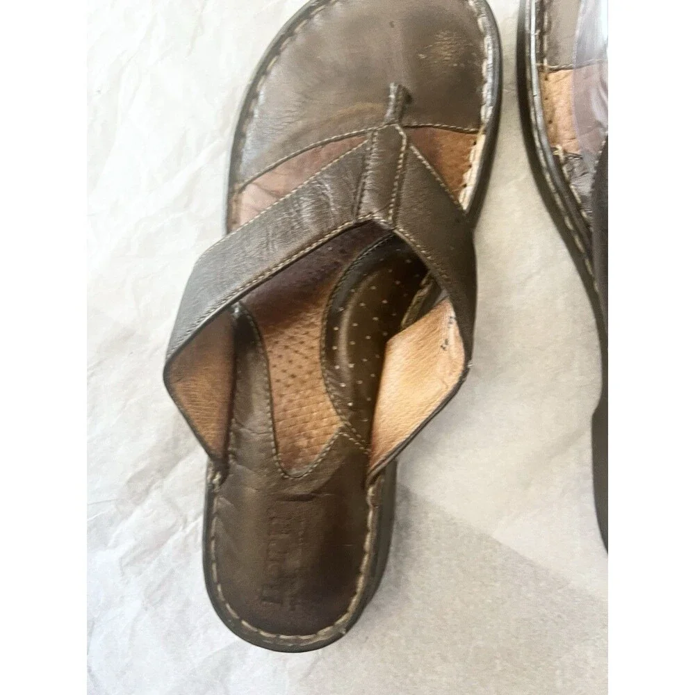 Born Womens 8 Flip Flop Brown Leather Slip On Open Toe Comfort